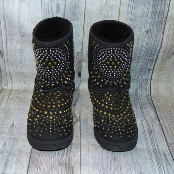 UGG X Jimmy Choo Mandah Black Suede/Studded/Sheepskin Boots Womens Size 7 - Picture 4 of 9